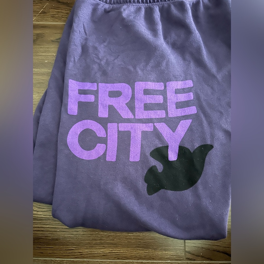 Free city sweats